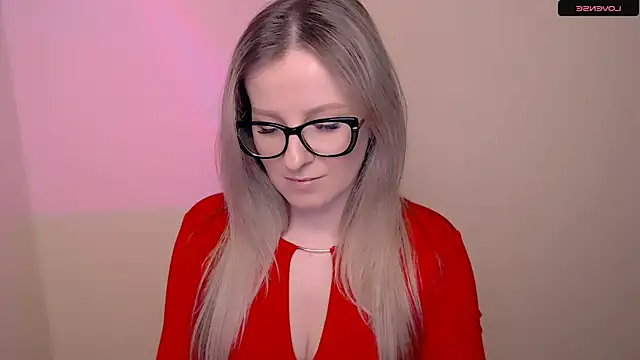 AnnePeach online show from April 17, 4:21 pm