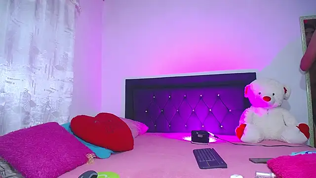 Stannly1 online show from March 17, 4:37 am