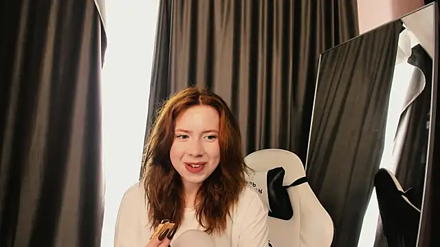 StellaBev online show from April 15, 8:20 pm