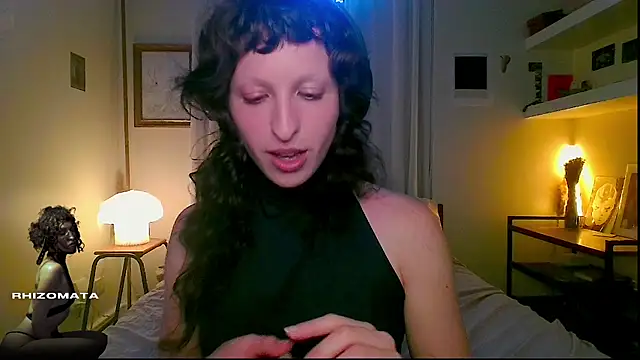 Snapshot of rhizomata chatting on June 30, 8:09 pm rhizomata online show from June 30, 8:09 pm