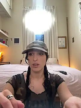 Snapshot of rhizomata chatting on June 7, 4:45 pm rhizomata online show from June 7, 4:45 pm