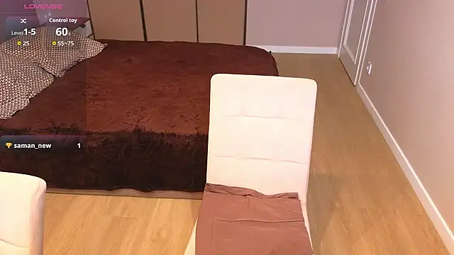 Snapshot of LunaCurlly chatting on February 17, 11:18 am LunaCurlly online show from February 17, 11:18 am