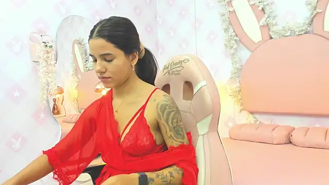 Isabellaa Rosee online show from April 15, 8:20 pm