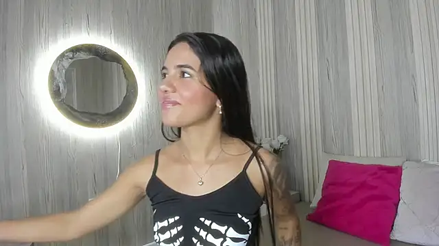 Isabellaa Rosee online show from June 15, 7:57 pm