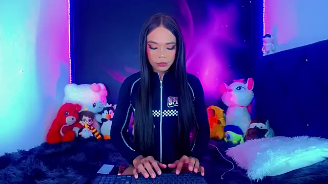 ThaliGirl21 online show from March 4, 8:05 pm