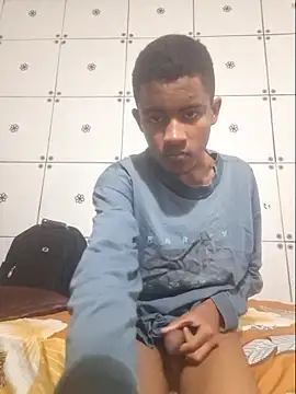 jujubinha1028 online show from February 15, 2:45 am