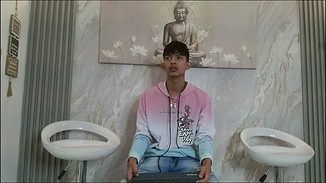 KITTY BOSH online show from April 7, 1:13 pm