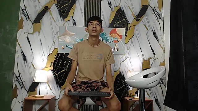 KITTY BOSH online show from March 6, 1:17 pm