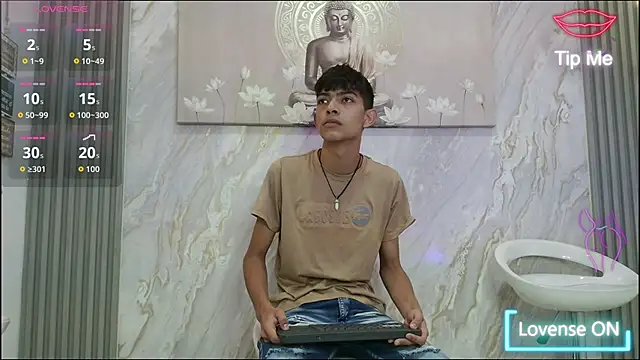 KITTY BOSH online show from April 10, 1:07 pm