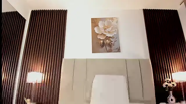  MiLa Dyva online show from March 18, 5:14 pm