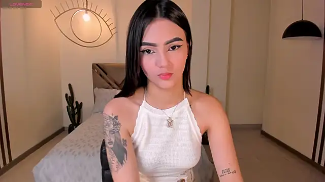 CarolineEvans x online show from March 14, 7:31 pm