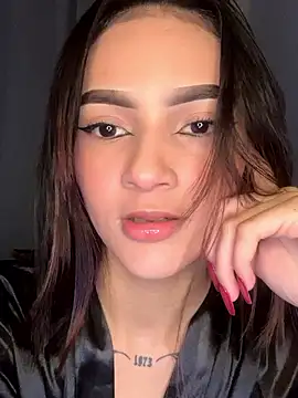 CarolineEvans x online show from April 2, 7:26 am