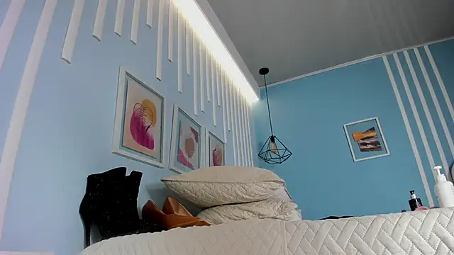 Saray Becker  online show from April 12, 10:07 am