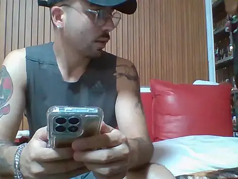 Karamel444 online show from March 4, 11:01 pm