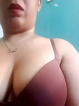 jexsicaa online show from February 14, 3:23 pm