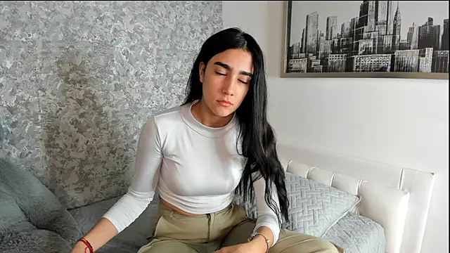 Anika H online show from March 28, 12:17 pm