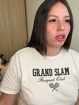 Sofi Collinss online show from March 2, 9:33 pm