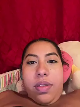 Emiily joee  online show from May 24, 5:18 am