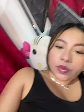 Emiily joee  online show from May 8, 2:04 am
