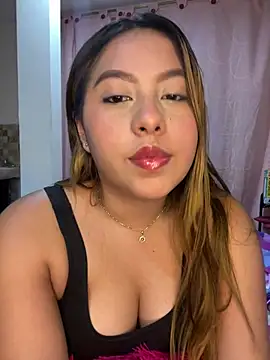 Emiily joee  online show from May 31, 2:39 am