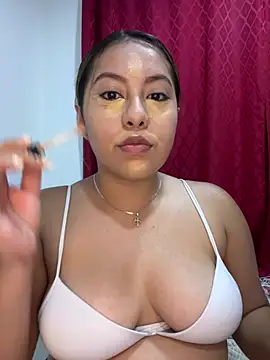 Emiily joee  online show from May 3, 2:16 am