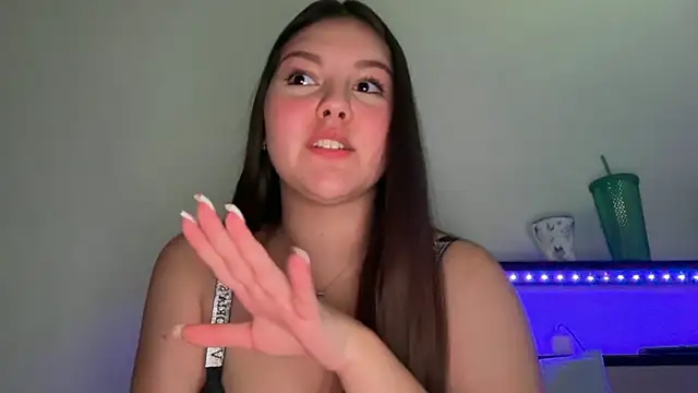 yourmila1 online show from March 21, 10:13 pm