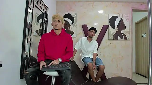 Snapshot of YOUNG_BOYS_HELL chatting on June 6, 1:33 am YOUNG BOYS HELL online show from June 6, 1:33 am