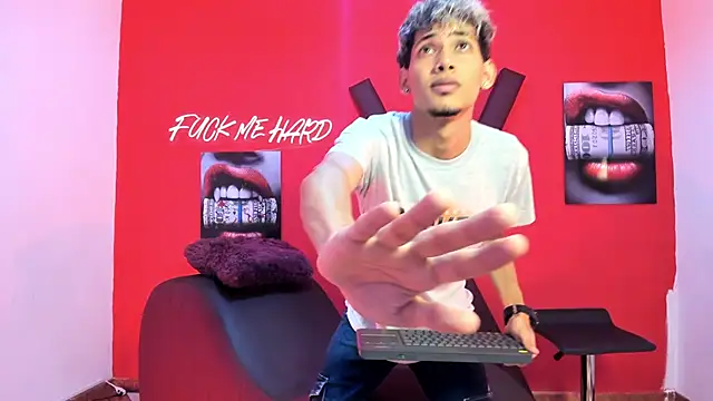 YOUNG BOYS HELL online show from February 14, 7:25 pm