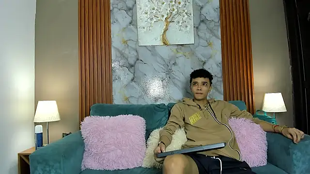 YOUNG BOYS HELL online show from March 4, 1:13 am