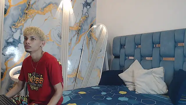YOUNG BOYS HELL online show from May 26, 1:15 am