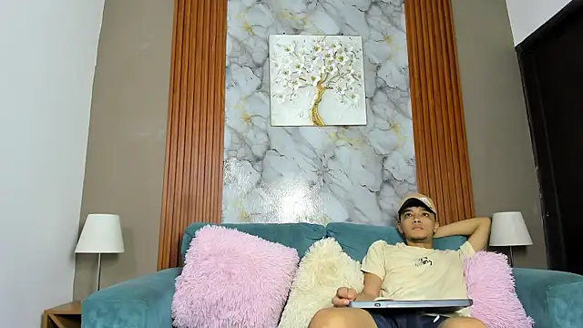 YOUNG BOYS HELL online show from March 25, 1:50 am