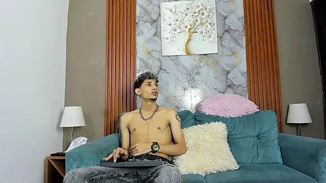 YOUNG BOYS HELL online show from March 29, 5:20 am