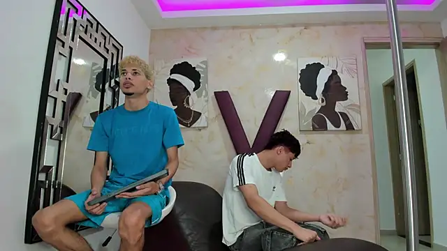 Snapshot of YOUNG_BOYS_HELL chatting on June 7, 1:22 am YOUNG BOYS HELL online show from June 7, 1:22 am