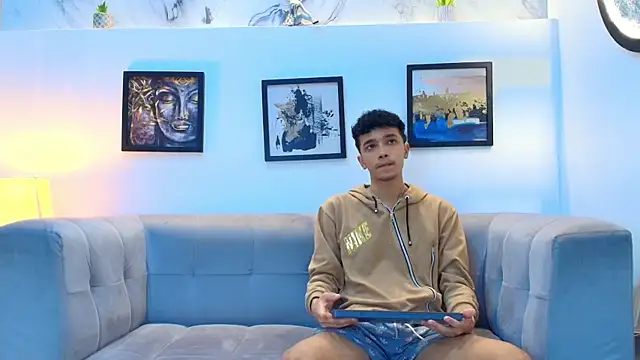 YOUNG BOYS HELL online show from April 1, 1:19 am