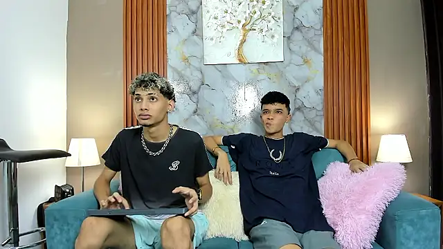 YOUNG BOYS HELL online show from February 18, 1:14 am