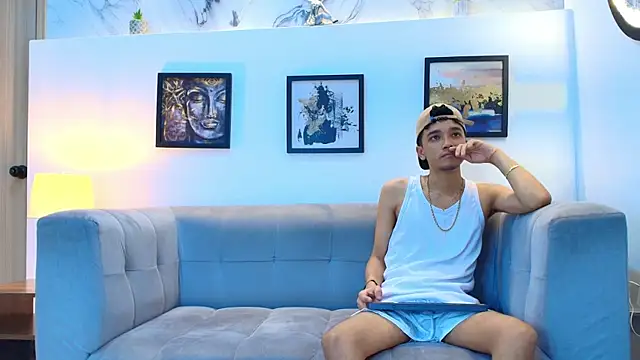 YOUNG BOYS HELL online show from April 4, 1:23 am