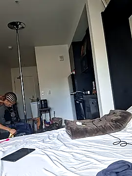 Cinnamonbunn online show from March 16, 9:17 pm