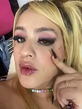 Snapshot of jimenadelaoz chatting on February 28, 10:53 pm jimenadelaoz online show from February 28, 10:53 pm