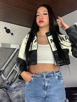 Snapshot of Daniela_Pink chatting on February 14, 1:22 pm Daniela Pink online show from February 14, 1:22 pm