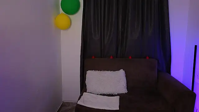 sexxylady11  online show from March 14, 11:11 pm