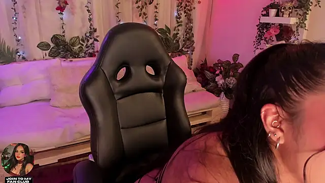 cata desire online show from February 26, 8:53 pm