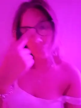 Silreinadorada online show from March 19, 10:37 am