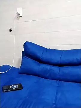 Silreinadorada online show from April 10, 3:02 am