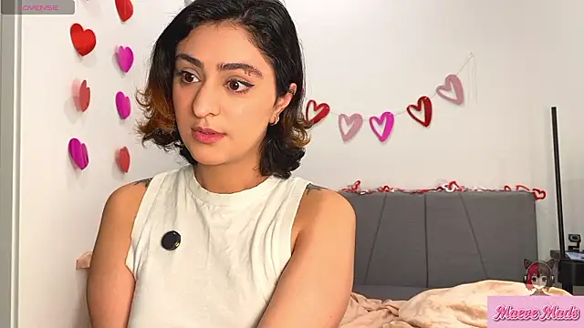 iammaeve online show from February 17, 1:30 pm