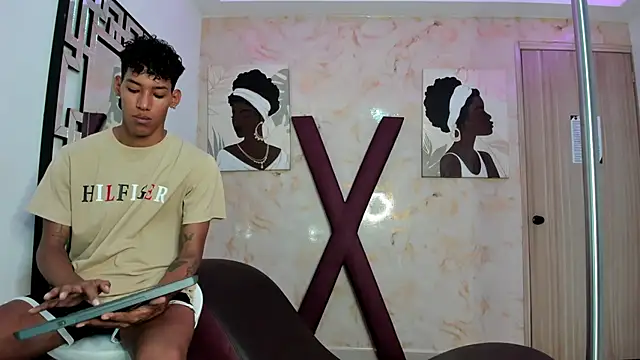 GREEN BOYS online show from March 27, 1:25 am