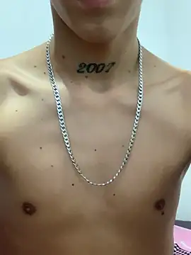 GREEN BOYS online show from May 29, 10:27 pm
