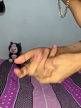 GREEN BOYS online show from June 2, 9:59 pm