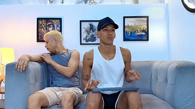 GREEN BOYS online show from March 21, 1:18 am