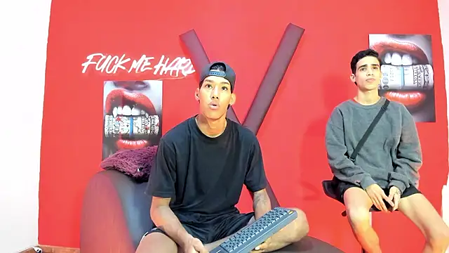 GREEN BOYS online show from February 21, 7:32 am