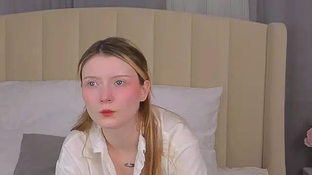 AlyssFrost online show from May 26, 3:04 am